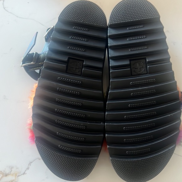 Dr Marten 2 colorful Furry Sandal size 7 - Picture 9 of 9